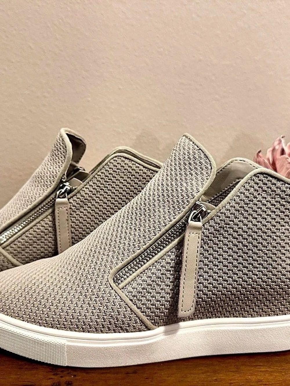 Steve Madden Click Knit Wedge Sneaker Sneakers, Gray & White